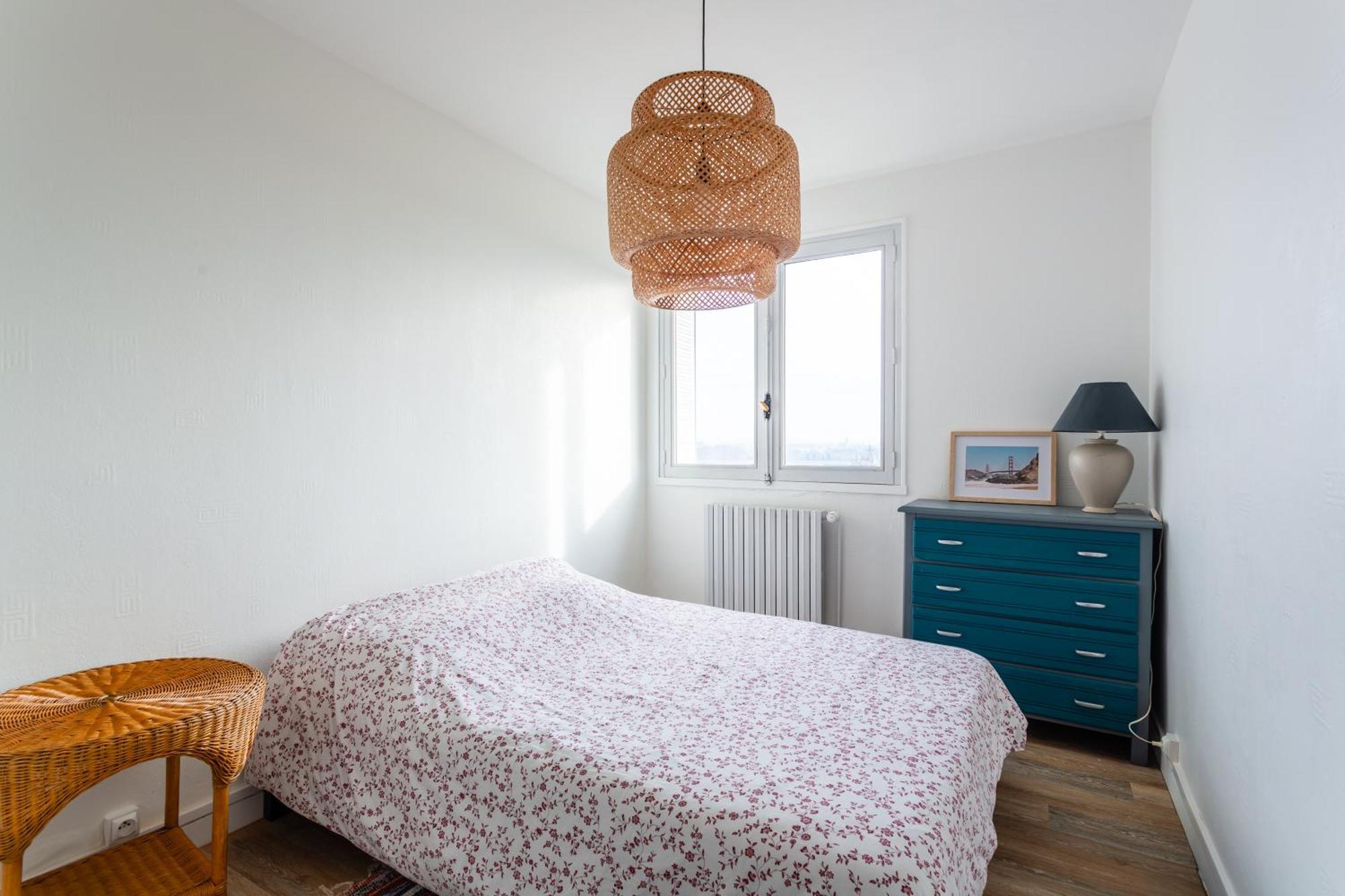 Appart Lumineux A Emplacement Ideal Refait A Neuf Oullins Exterior photo